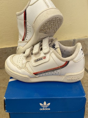 Adidas children's shoes used, good condition