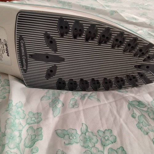 Steam iron like new