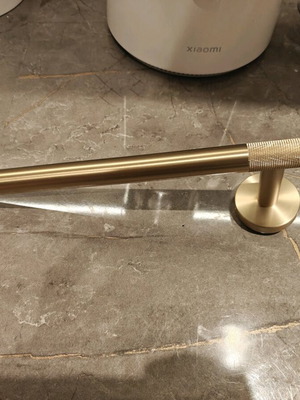 Wall-Mounted Gold Towel/Paper Holder New with Knurled Texture