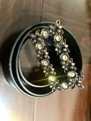 Crisano belt with Italian leather like new, black, size 90