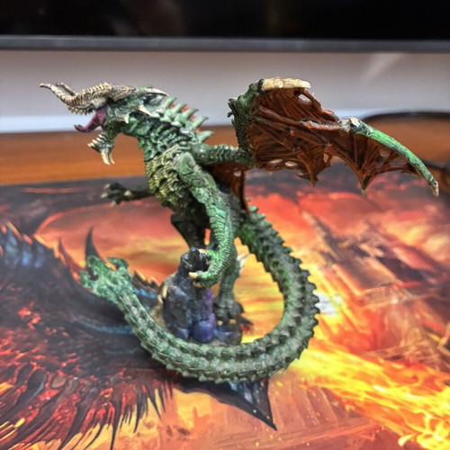 Dungeons & Lasers Draculus The Cunning figure like new, hand-painted