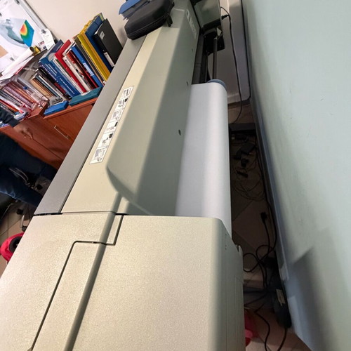 HP Designjet 500 Plus plotter like new