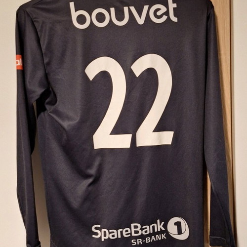 Viking FK long sleeve shirt like new, size 152, Diadora
