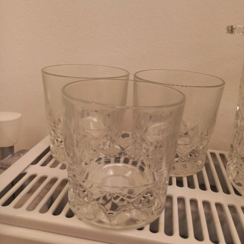 Whiskey glass set 5 pieces and ice bucket like new