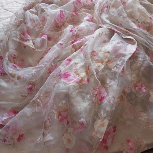 Curtain transparent sheet with pink and beige flowers, like new