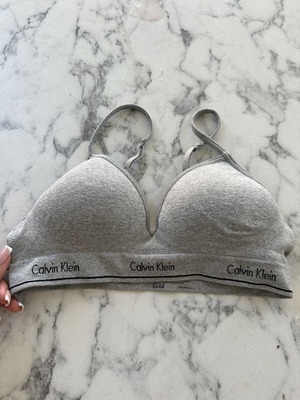 Calvin Klein γυναικείο σουτιέν μέγεθος 34A σαν καινούργιο, γκρι