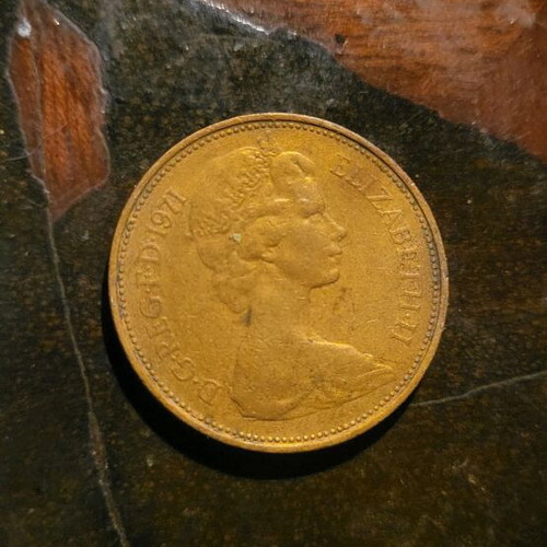 British coin 1971 2 new pence used, bronze