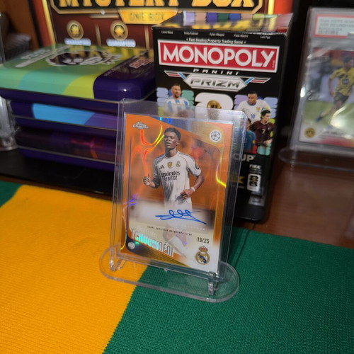 Topps Chrome UCC Aurelien Tchouameni autograph card /25