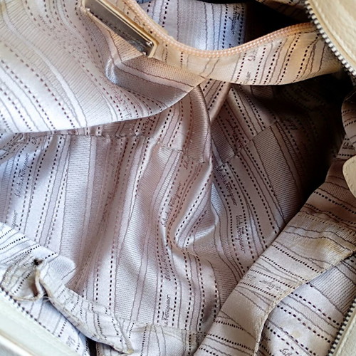 Salvatore Ferragamo Leather Shoulder Bag like new, beige