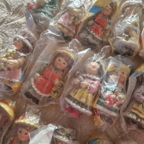 Vintage Goody's Junior collectible figures set of 16, new