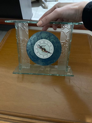 Crystal clock new, unused