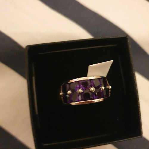 Silver 925 ring new with purple stones