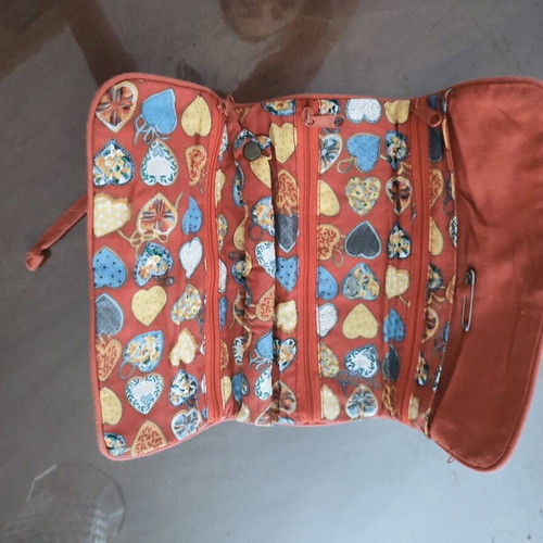 Fabric jewelry box with 3 zippered pockets new, red