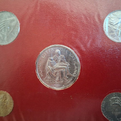 Vatican Coin Set Pope John Paul II new