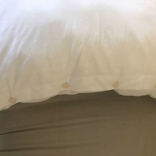 Pillows used, set of 2 pieces 60 x 60 cm with pillowcases
