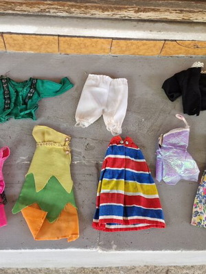 Doll clothes used, assorted set