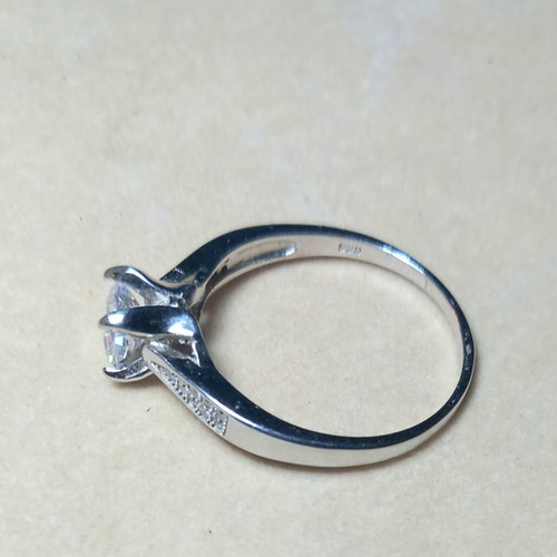 Silver 925° ring new with white zircon large size 60