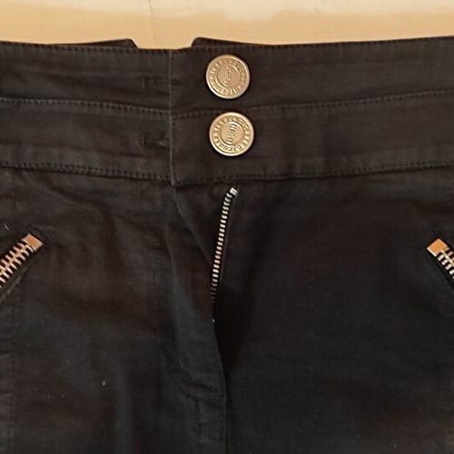 Iceberg Ice B Black Denim Skirt like new, size M 38 10