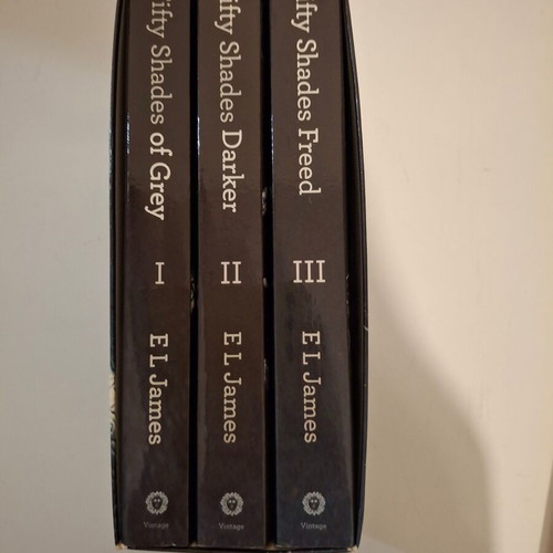 Fifty Shades of Grey Trilogy in English new in box set