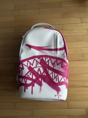 Sprayground backpack like new, white and pink