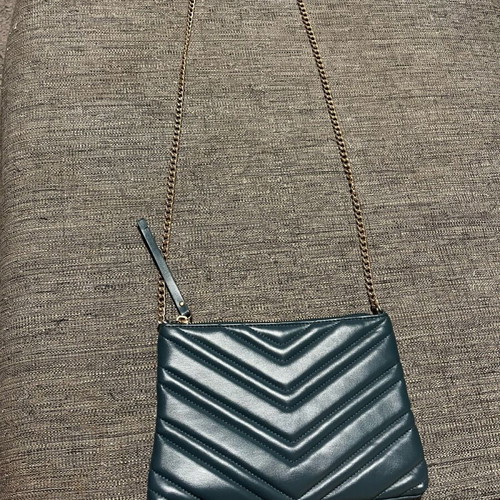 H&M crossbody bag green like new