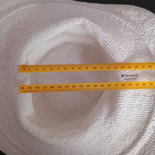 Women's summer hat white used EKG