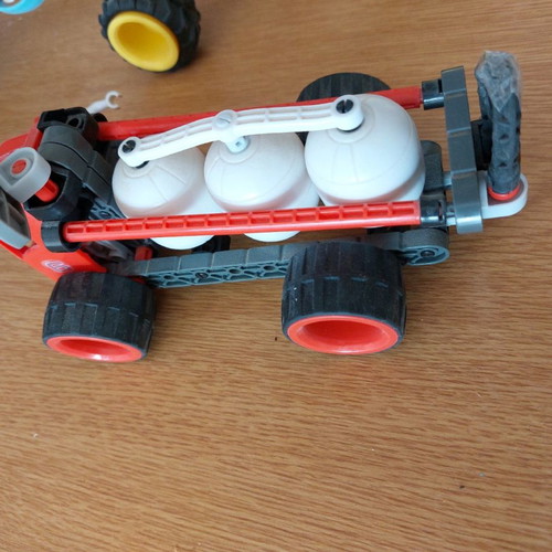 Shell V-Power Space Explorers Toys pack of 5 constructions used