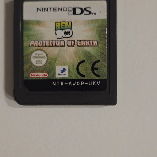 Nintendo 3DS and DS game cartridges like new, various titles