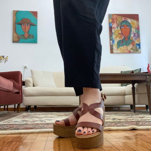 Brown leather platform sandals like new, size 41 fitting 40
