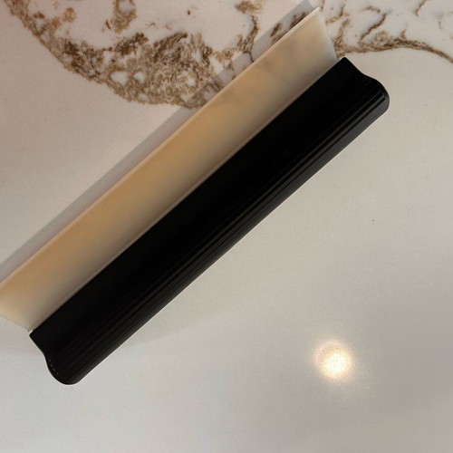Car water cleaning spatula like new