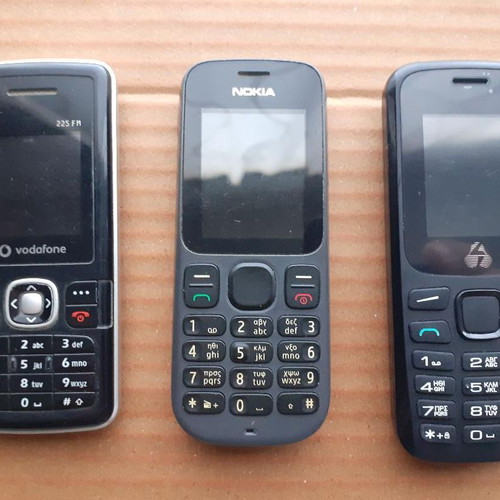 Mobile phones used, pack of 3, Nokia and Vodafone