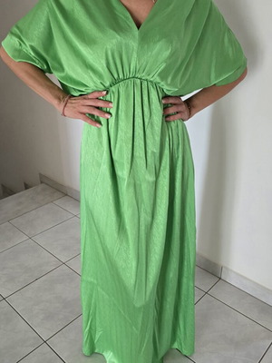 Maxi dress in bright green with satin texture and V neckline, size L