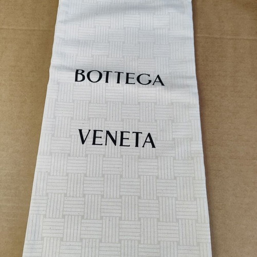 Bottega Veneta Dustbag protective case like new 42 x 21.5 cm