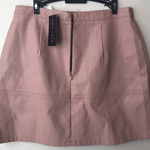 Mini skirt dusty pink polyurethane New Look new size 40