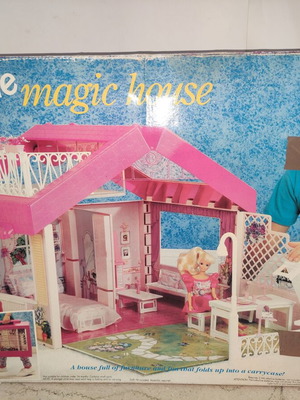 Barbie Fold'N Fun House Mattel Magic House 1992 like new