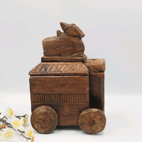 Nandi figure used Indian wooden box made of mango wood