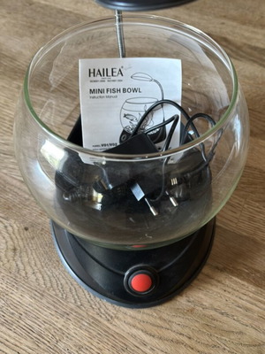 Mini fish bowl like new with light