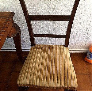 οι καρέκλες της γιαγιάς
