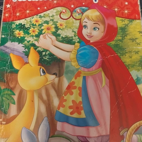 The Little Red Riding Hood fairy tale used, Greek