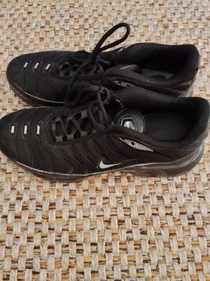 Nike Tn black size 42 like new