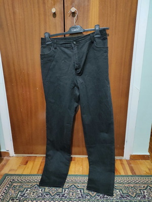 Black high-waisted pants used, size large