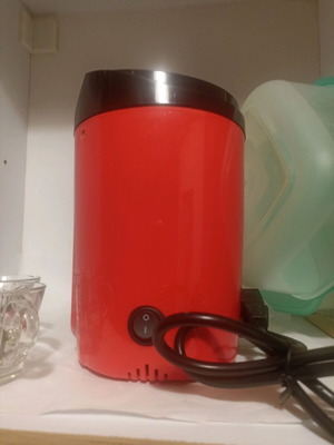 InnovaGoods Popcorn Machine like new with 2 bowls gift