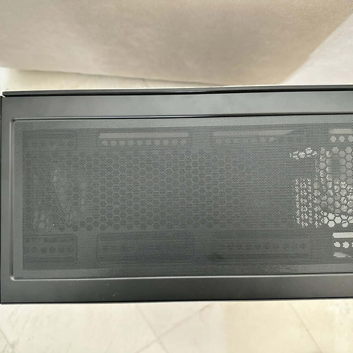 Sharkoon RGB TG6M desktop case