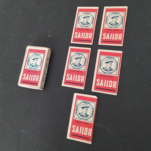 Vintage Sailor razor blades pack of 5, like new