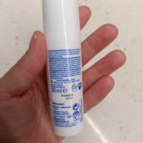 Nivea Sun UV Face 2in1 Primer Serum SPF 50+ new