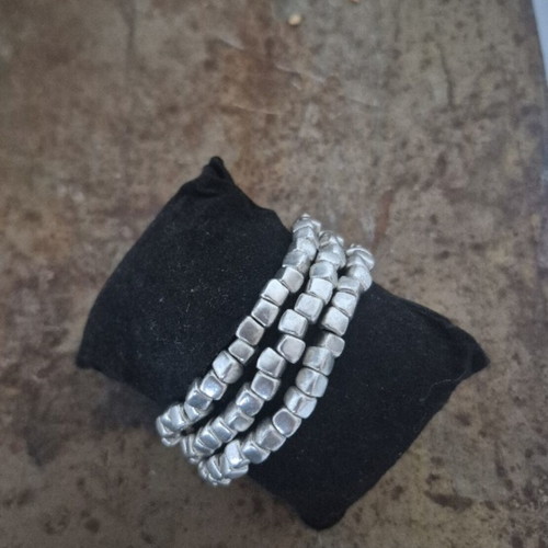 Zamak armband adjustable size, silver color, new
