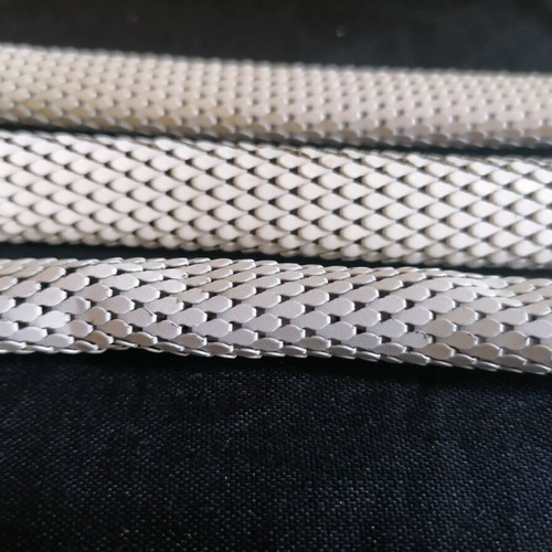 Whiting & Davis 1960's metal belt used, scaled mesh, white and silver