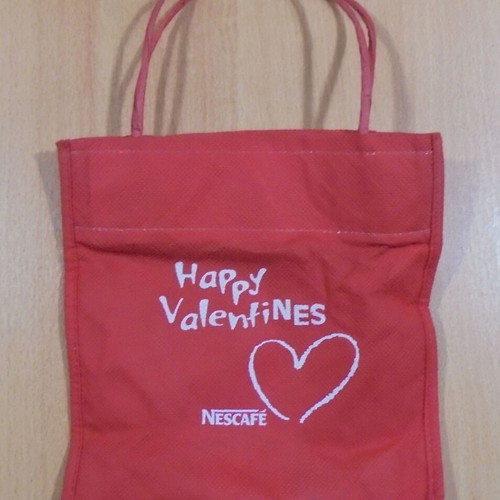 Nescafe Happy Valentines promotional porcelain cup like new with case