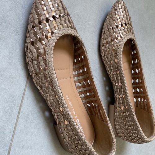 Gioseppo leather flats like new, beige, size 38