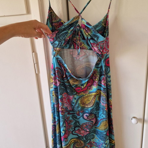 Rouge Paris dress Small, colorful paisley summer style